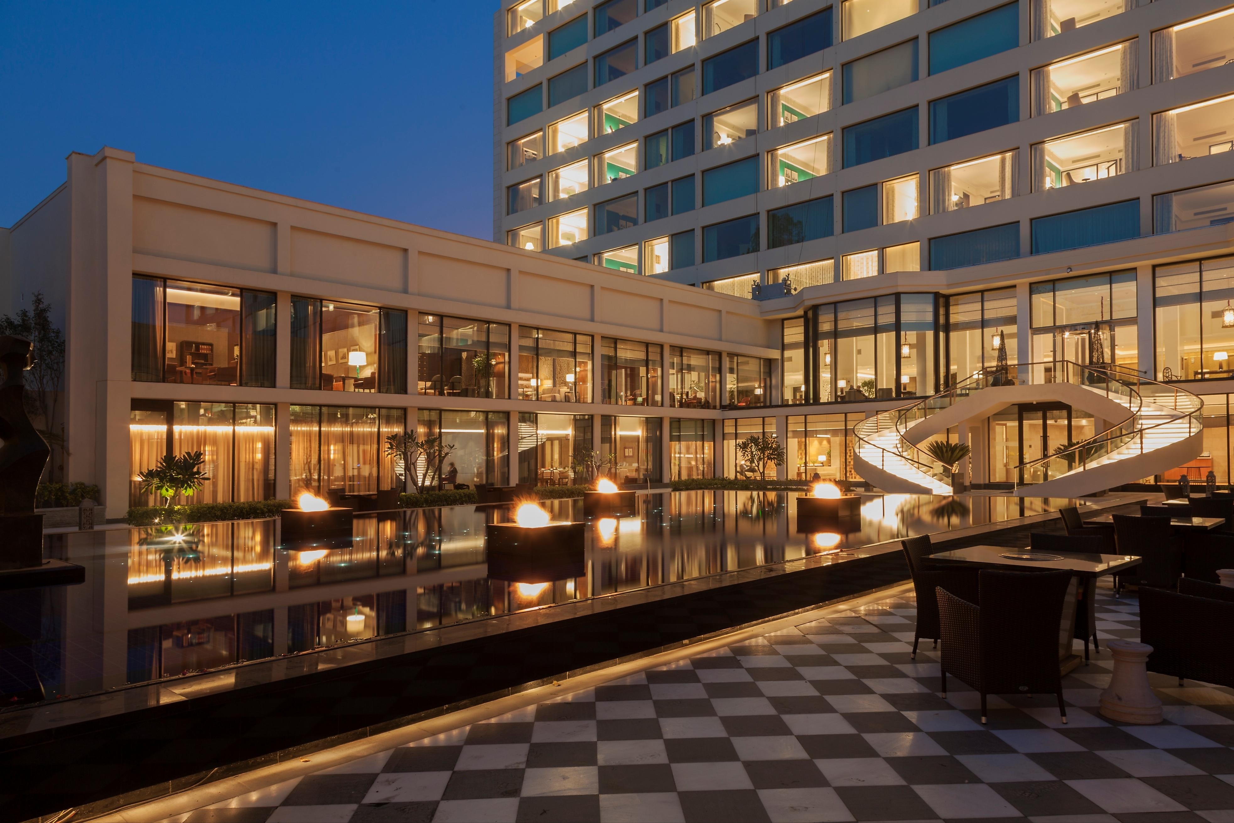 THE OBEROI NEW DELHI
